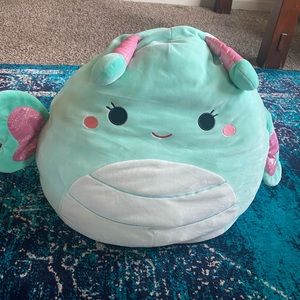 16 inch Reina butterfly Squishmallow great condition